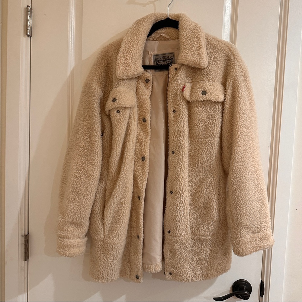 Levi’s Sherpa jacket - Picture 2 of 9
